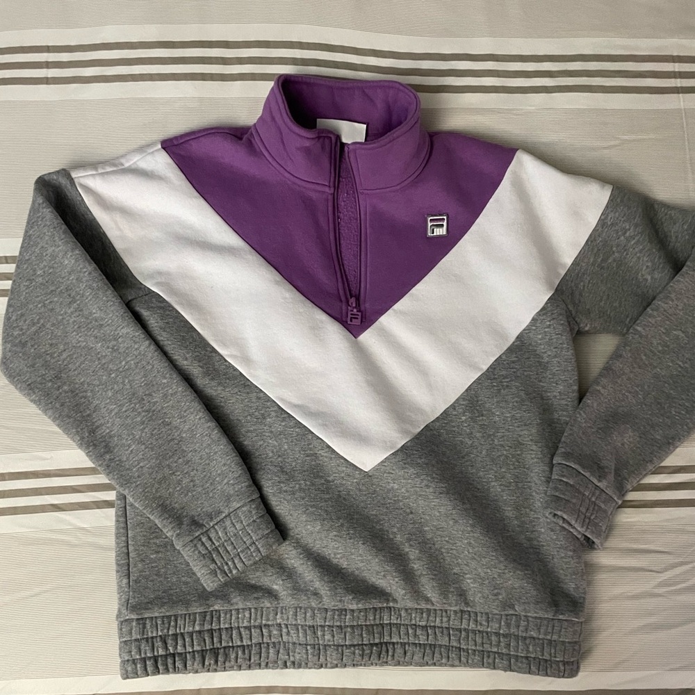 Retro FILA pull over - warm and cozy
